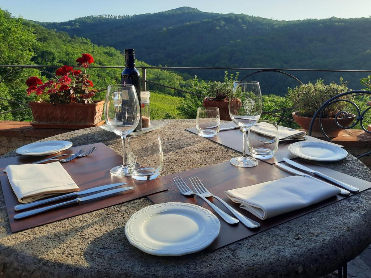 Borgo Livernano - Farmhouse With Pool Radda in Chianti Eksteriør billede